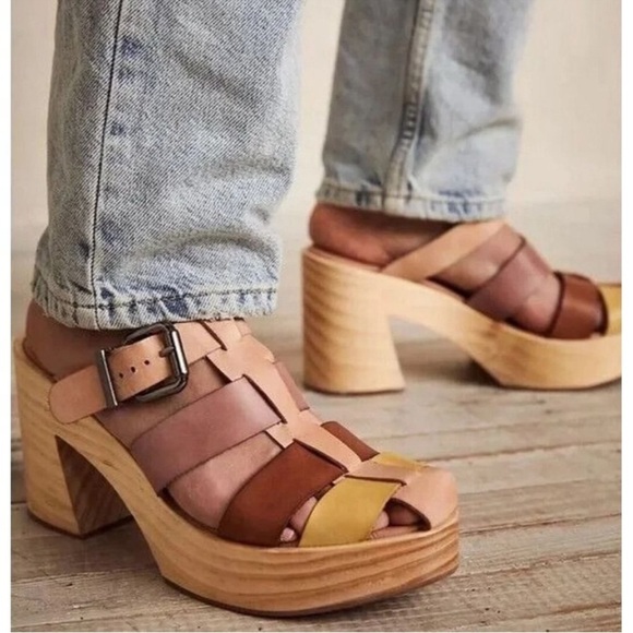 Free People Shoes - NWOT Free People Bellevue Clog in River Multi Heeled Slip On Sandals Size 38/8